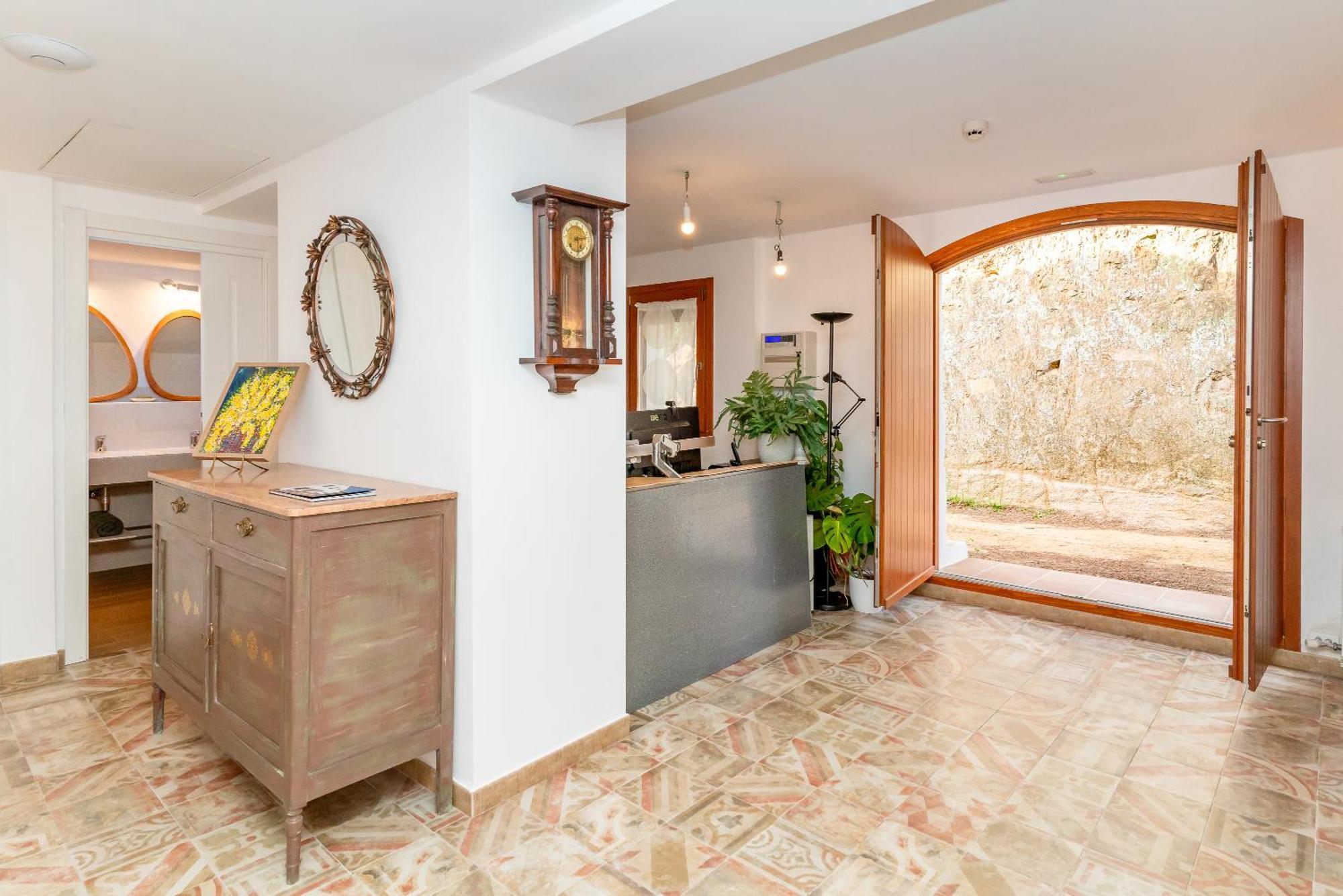 La Terraza - Grosszuegiges Appartment In Katalanischer Masia サント・イスクレ・ダ・バリャルタ エクステリア 写真